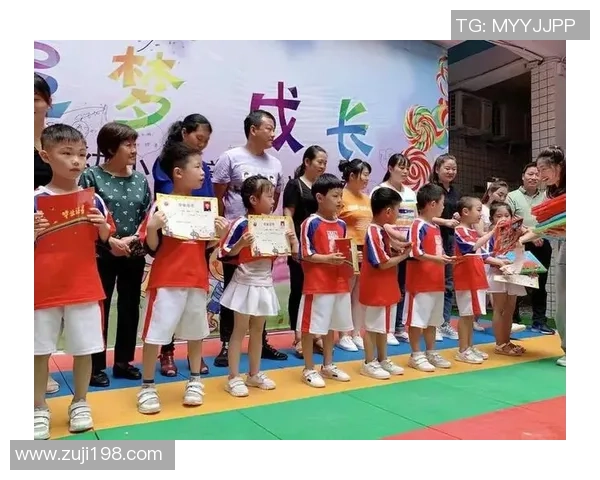 中国足球明星之子成长记：从绿茵场到人生舞台的精彩旅程